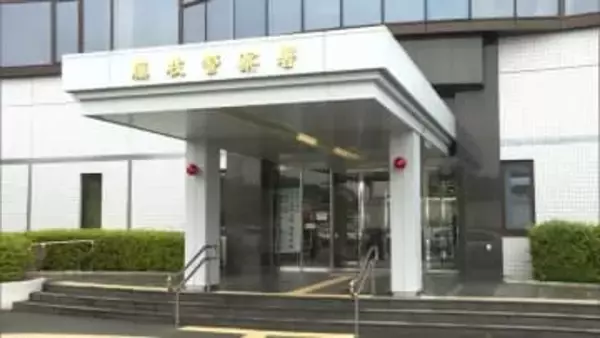 8歳男児に車で接触も逃走 警察がひき逃げ事件として行方追う 帰宅後に男児が母親に報告し発覚 左腕を打撲