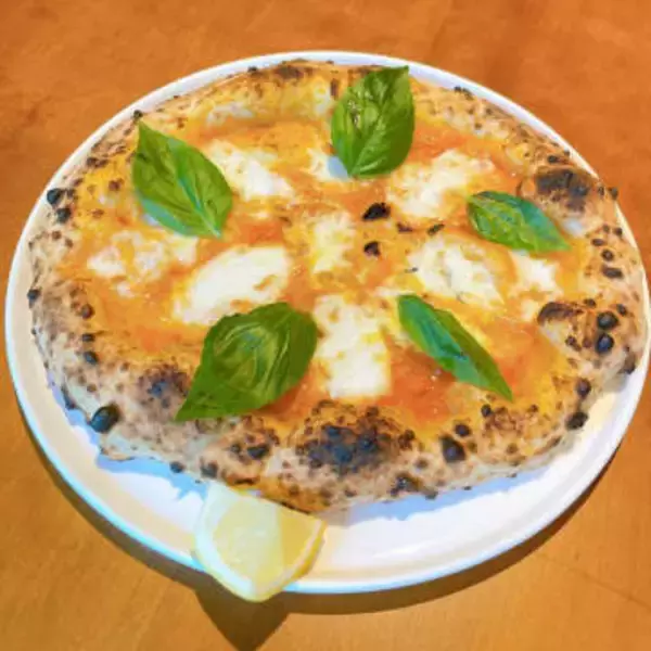 とろけるチーズの窯焼きパスタが人気 名古屋・栄駅近くで楽しむ薪焼きイタリアンレストラン