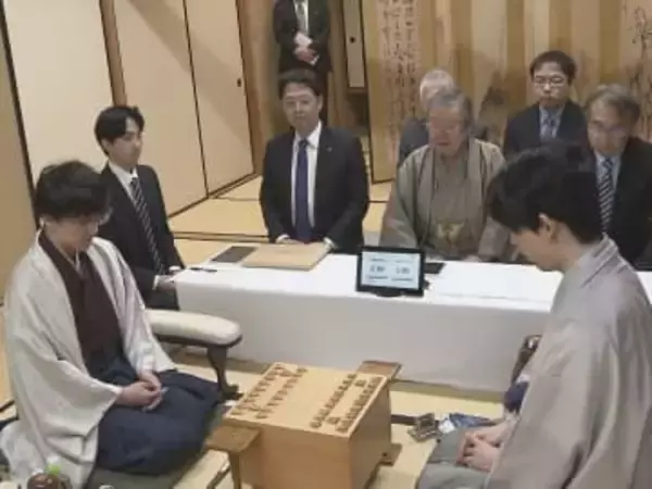 『王座戦』五番勝負の最終局始まる 藤井七冠が“難敵”伊藤叡王に勝てばタイトル3連覇 負ければ六冠に後退