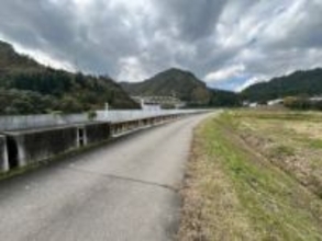 【速報】散歩中、クマに遭遇 70代男性が顔引っかかれけが 福島・金山町