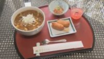 伊藤叡王が藤井七冠を下した王座戦 2人を支えた勝負メシは『カレーうどん』 食の好みに合わせてアレンジも 山梨・常磐ホテル