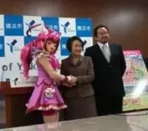 プリキュア28人が横浜中を走りまくる ラッピングバス登場にキュアハッピーもウルトラハッピー エキサイトニュース