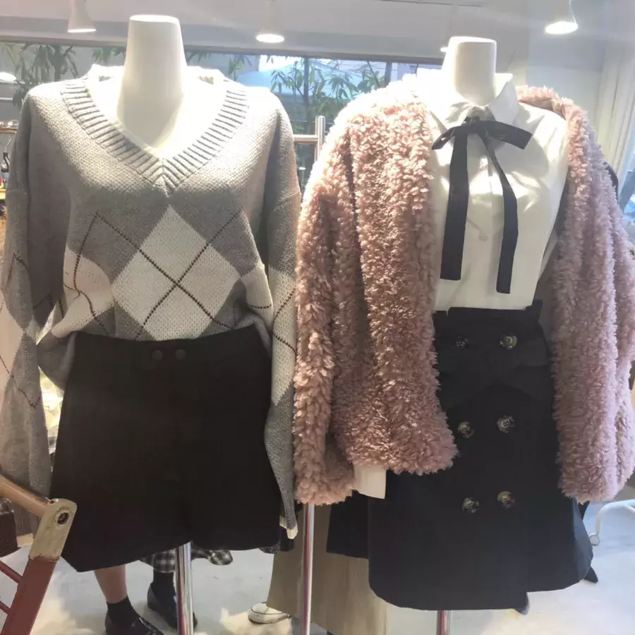 韓国ブランド 17kg のポップアップストアはプチプラでおしゃれが叶うアイテムの宝庫だった ローリエプレス