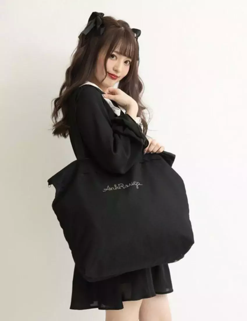 Ank Rougeの福袋は豪華6点セット お買い物をすれば限定チェリー柄ショッパーもgetできちゃう ローリエプレス