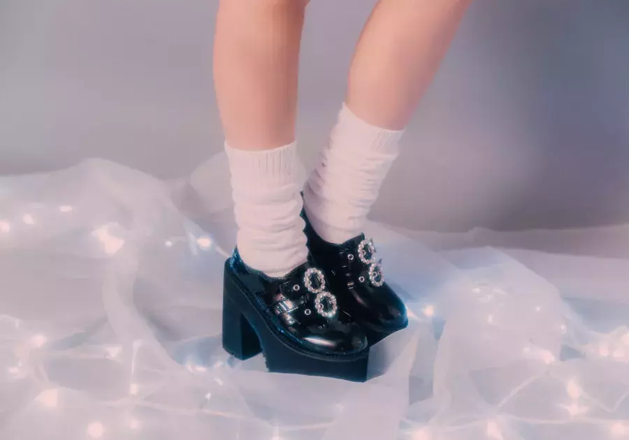 足元から盛ってこ 厚底シューズでつくる甘辛コーデ 109writer S Style Mau 03 ローリエプレス