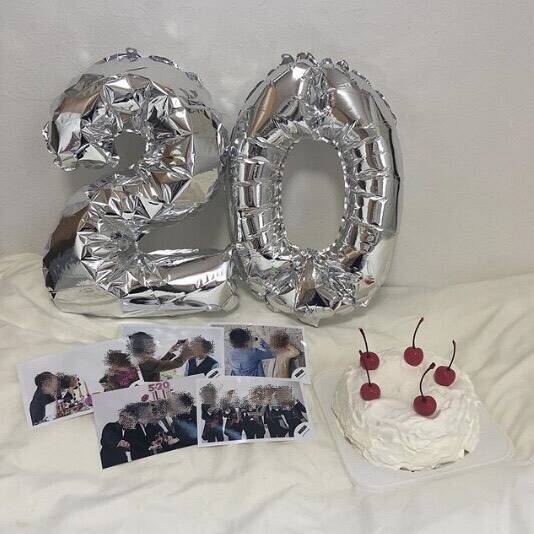 ヲタ活トレンドハッシュタグ 本人不在の誕生日会 でみつけた韓国風チェリーケーキがシンプルに可愛い ローリエプレス ヲタ活トレンドハッシュタグ 本人不在の誕生日会 でみつけた韓国風チェリーケーキがシンプルに可愛い ローリエプレス