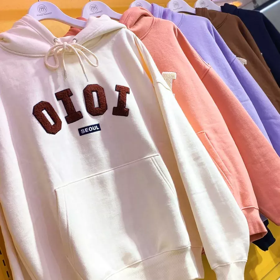 彼ウケ抜群のもこもこパーカーが狙い目 冬休みは 5252 By O Oi で韓国っぽシミラールックを楽しんで ローリエプレス