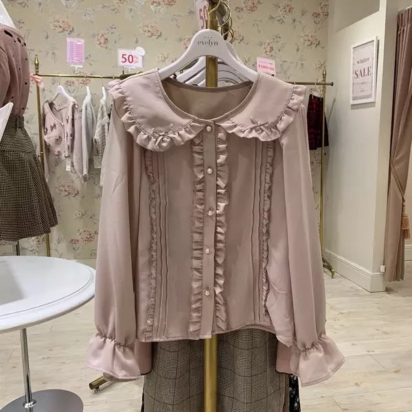 109売れ筋速報 Evelynのブラウスとワンピースで春の準備 女の子がときめくデザインがいっぱい ローリエプレス