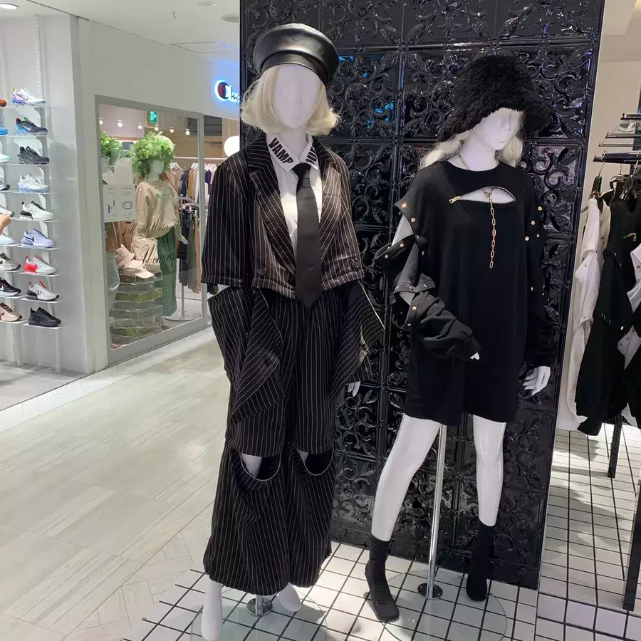 109売れ筋速報 One Spoで注目すべきはファスナーアイテム 枠にとらわれない着こなしが新しい ローリエプレス 109売れ筋速報 One Spoで注目すべきはファスナーアイテム 枠にとらわれない着こなしが新しい ローリエプレス