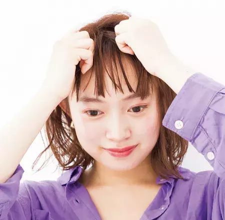 保存版 コテで巻くより簡単 忙しい朝に嬉しい ふんわり前髪 の作り方 ローリエプレス