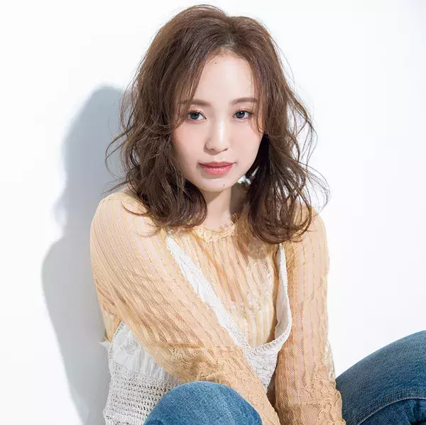 年夏 ミディアムこそこだわって 華やか厳選スタイル３０選 ローリエプレス