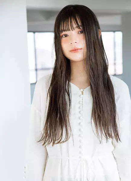 どんな髪型にも今いちばん大事なのは透け感 です ローリエプレス