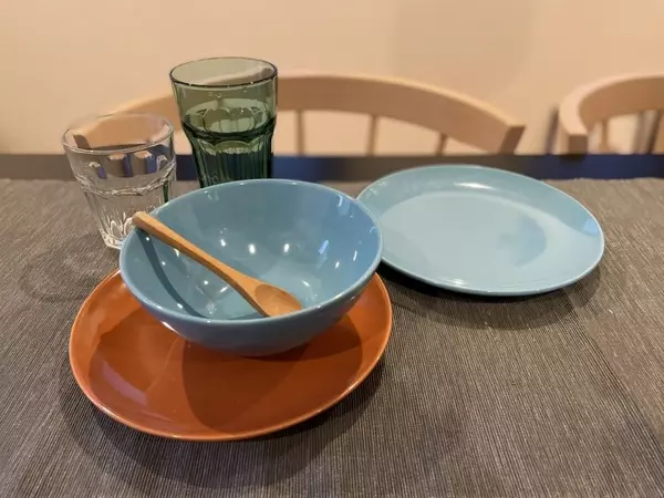 3coins や Ikea で高見え バル風ぶれる食器選びのコツ ローリエプレス