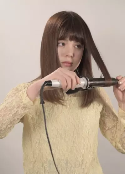 この春 ゆらり髪がモテるってウワサ ふわっと風になびいてかわいい ローリエプレス