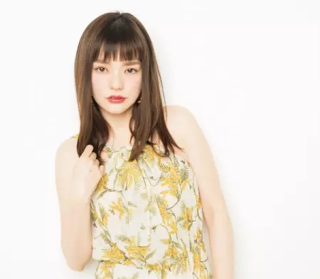 髪の毛は女子の命 今すぐ始めなきゃヤバイ 頭皮ケア ローリエプレス