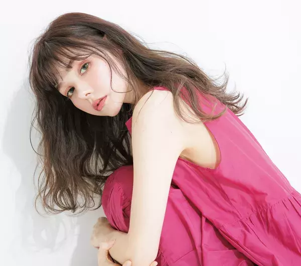 夏も本番 そろそろその髪イメチェンどきです Ar編集部からお贈りする 今週のオススメヘア４選 ローリエプレス