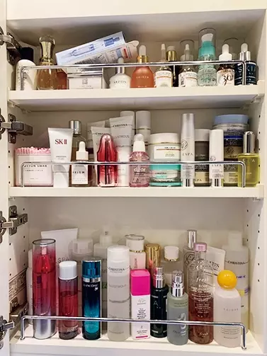 リアルな棚の中身まで公開 プリプリ美肌 佐野ひなこが肌のために絶対に気をつけていること ローリエプレス