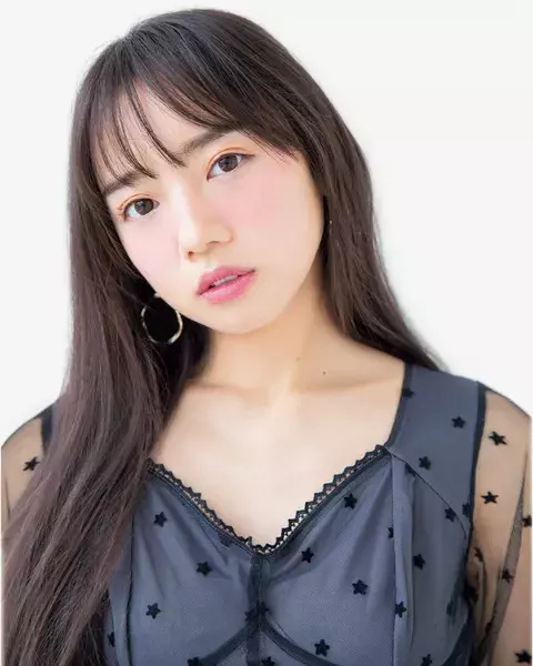 ぶっちゃけ開きすぎた胸元って下品でしょ さりげなく色気を出したいならアピるのはココだった ローリエプレス