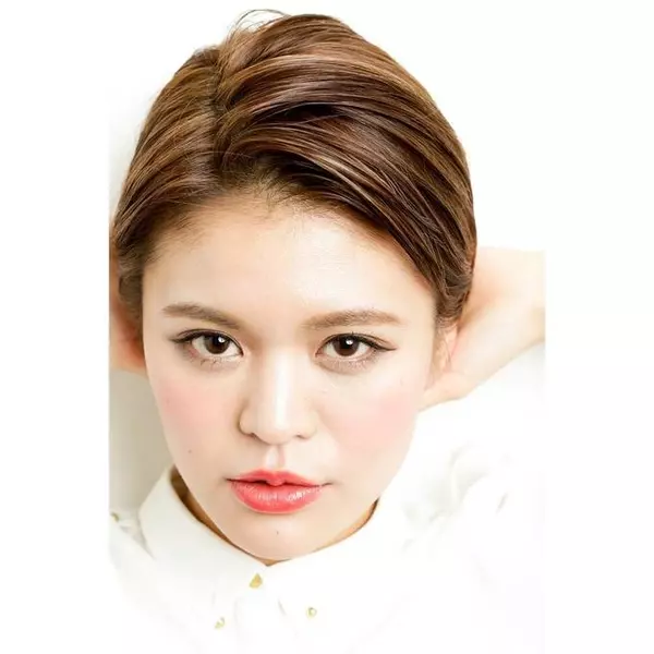 お洒落は洋服とメイクだけ 大人っぽい前髪なしショートでワンランク上のお洒落を目指そう ローリエプレス