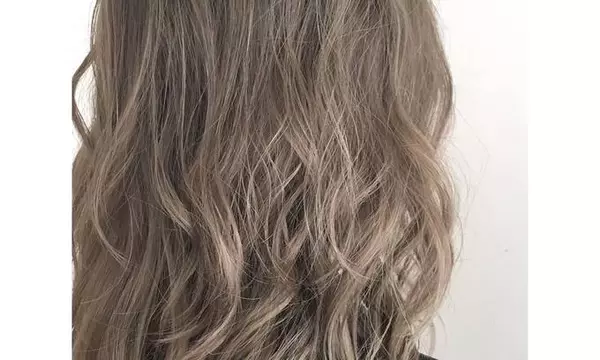 ブリーチなしで憧れの透明感をget 簡単に外国人風ヘアになれるイルミナカラーがアツい ローリエプレス