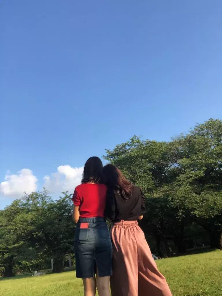 公園デートをしたときのポーズはこれだぁ 東京でおすすめの公園も大紹介 ローリエプレス 公園デートをしたときのポーズはこれだぁ 東京でおすすめの公園も大紹介 ローリエプレス