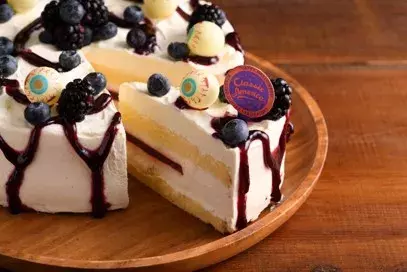 怪しげなダークナイトを表現 Roasted Coffee Laboratory ローステッド コーヒー ラボラトリー からハロウィン限定メニューが登場 ローリエプレス