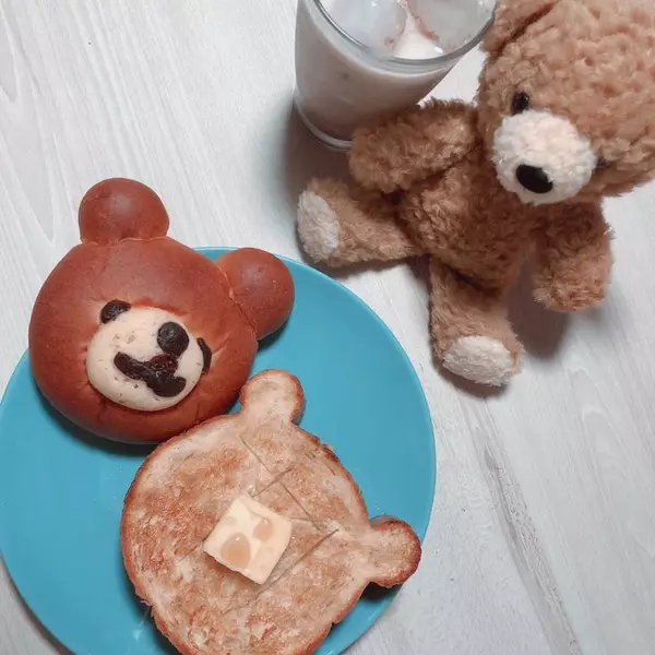 食べるのがもったいない くまの食パン Yokohama Bakery Chaleur シャルール ローリエプレス