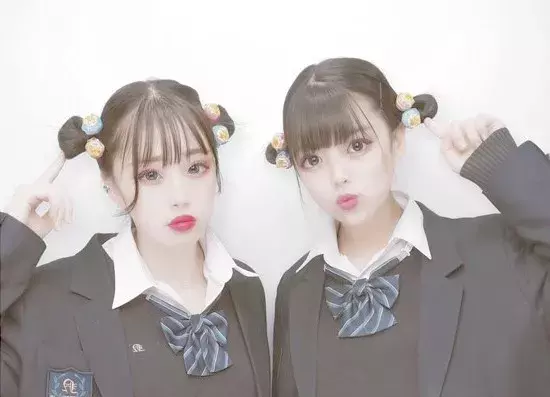 女子の中で大ブーム チュッパチャップスプリ のやり方を紹介 ローリエプレス