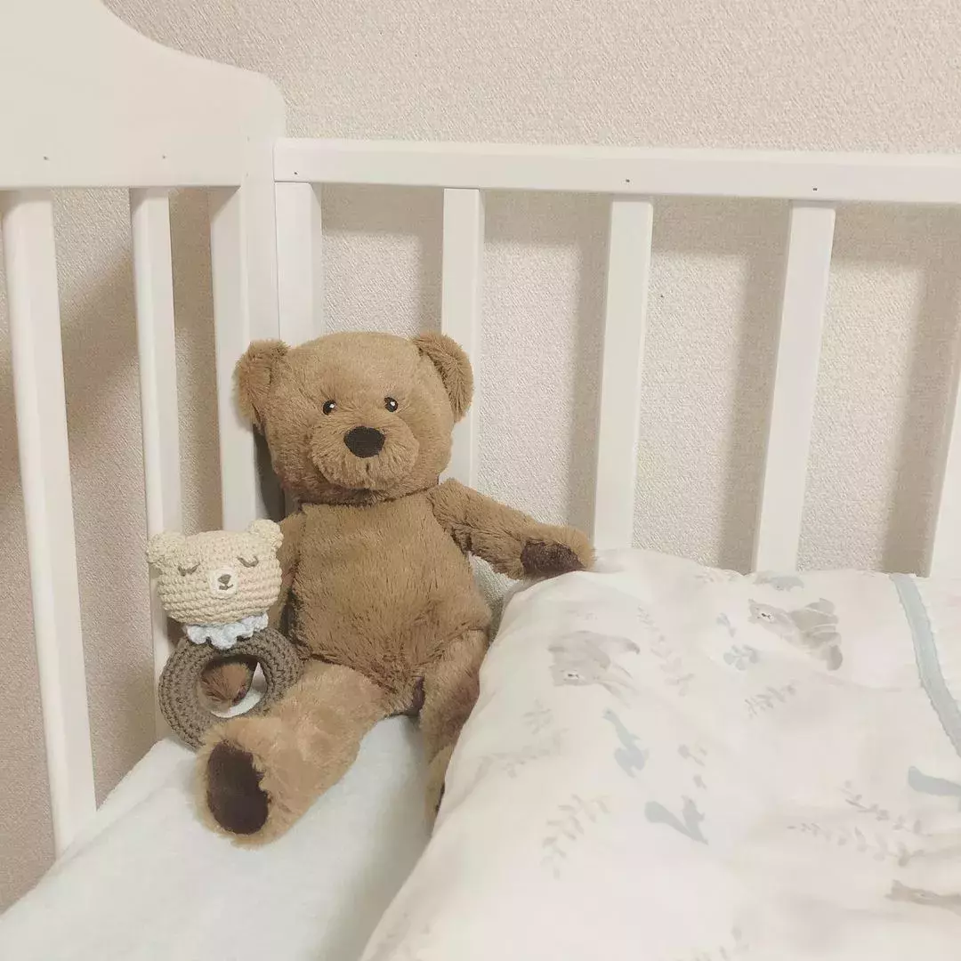 ひとつは持ってたい 色々なブランドの くまのぬいぐるみ を紹介 お洒落な撮り方も ローリエプレス