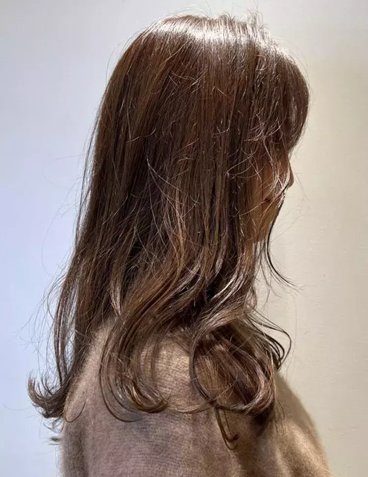 ロング 30代 40代大人の髪型 22年のトレンド 大人可愛い上品ゆるウェーブ ローリエプレス