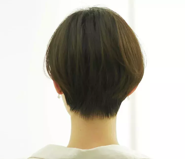 30代 40代大人の髪型 ショートヘアまとめ 働く女性の好感度ヘア ９選 ローリエプレス