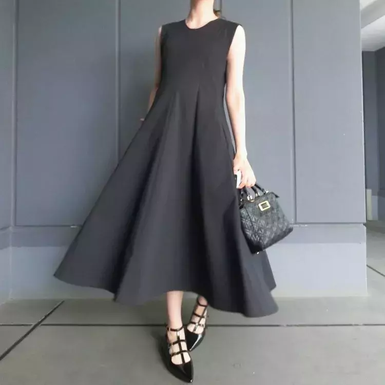 バイラファッション部 超絶美シルエット ユニクロの夏ワンピ ローリエプレス
