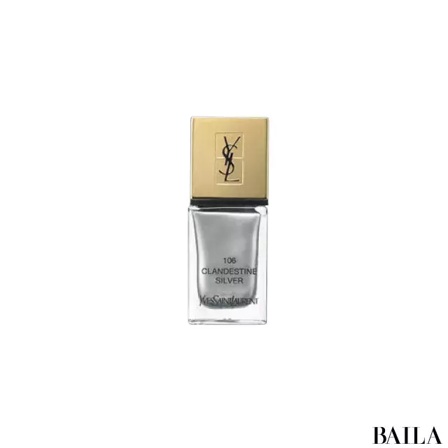 ブラウンサンダルはバイカラーペディキュアでモードに 最旬ペディキュア ローリエプレス