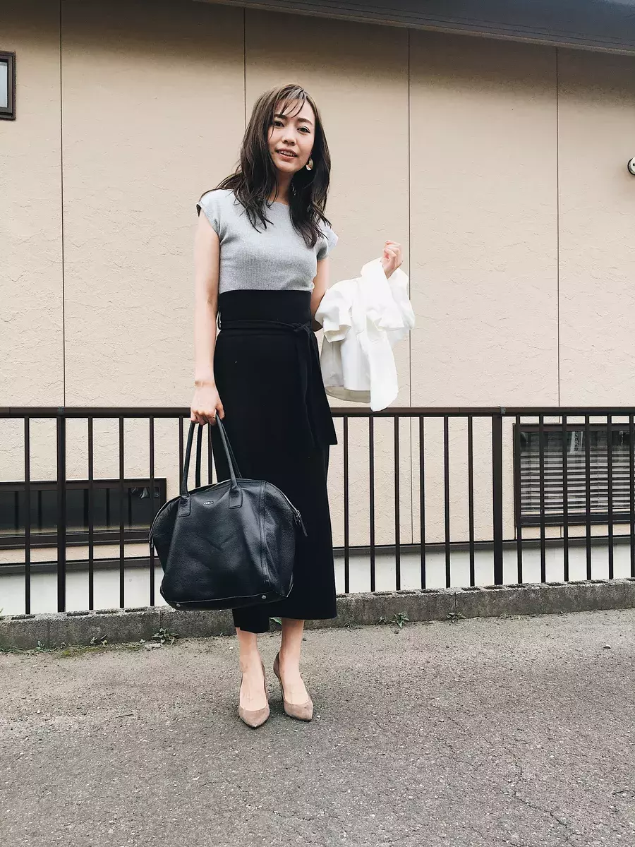 夏のオフィスカジュアル Guのリブtシャツが優秀 ローリエプレス