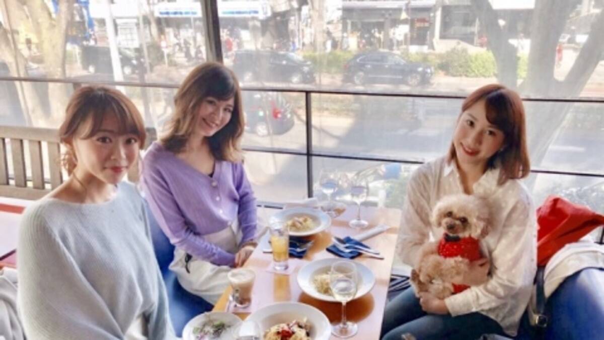 春コーデで女子会ランチ ローリエプレス