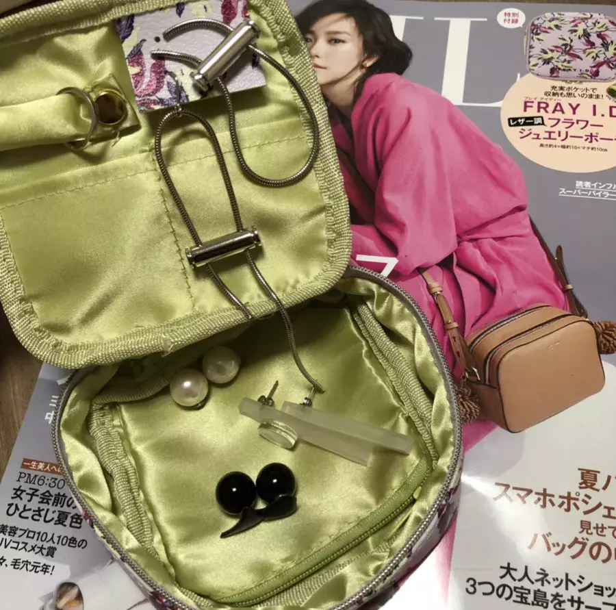 ブシュロンのジュエリーをゲットしてジュエリーポーチに ローリエプレス ブシュロンのジュエリーをゲットしてジュエリーポーチに ローリエプレス