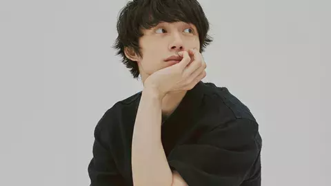 俳優 モデル 坂口健太郎インタビュー ちかくて とおいもの ローリエプレス