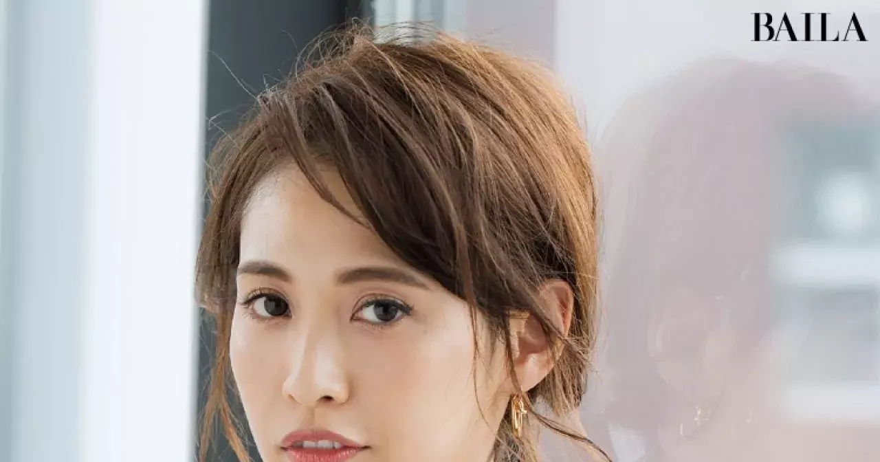 ロングヘア編 中村アンの2way前髪に切ると ひとつ結びも見違える ローリエプレス