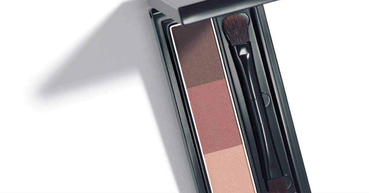 黒髪の人向け ブラウン以上に合う カーキ ピンク の眉パレット ローリエプレス