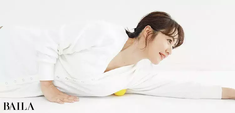 温活テク 磯山さやかさんは コリほぐし で冷えを撃退 ローリエプレス