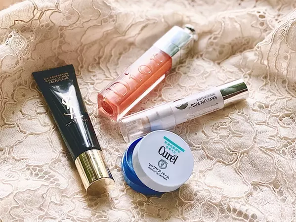 うるつや唇は夜仕込む 春リップが似合う唇をつくるアイテム ローリエプレス