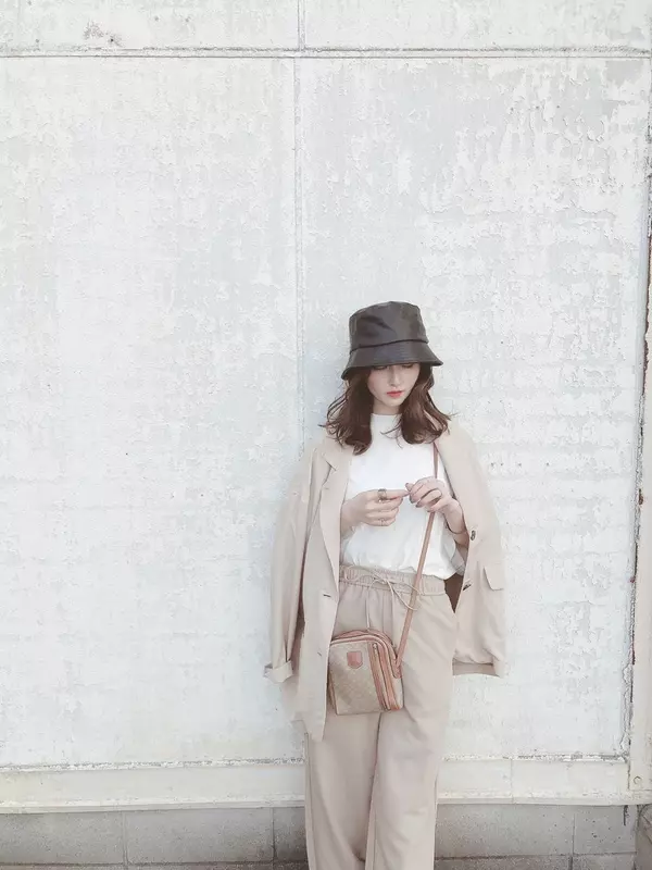 こなれアイテム Zara 大人のバケットハット ローリエプレス