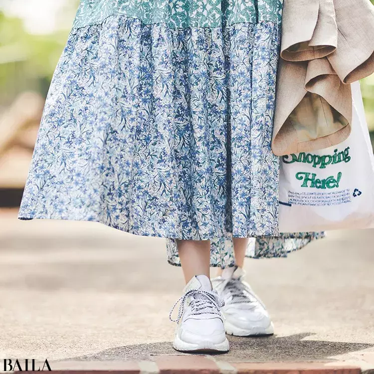 今日のコーデ 土曜日は 花柄ワンピース スニーカーの楽ちんカジュアル ローリエプレス 今日のコーデ 土曜日は 花柄ワンピース スニーカーの楽ちんカジュアル ローリエプレス