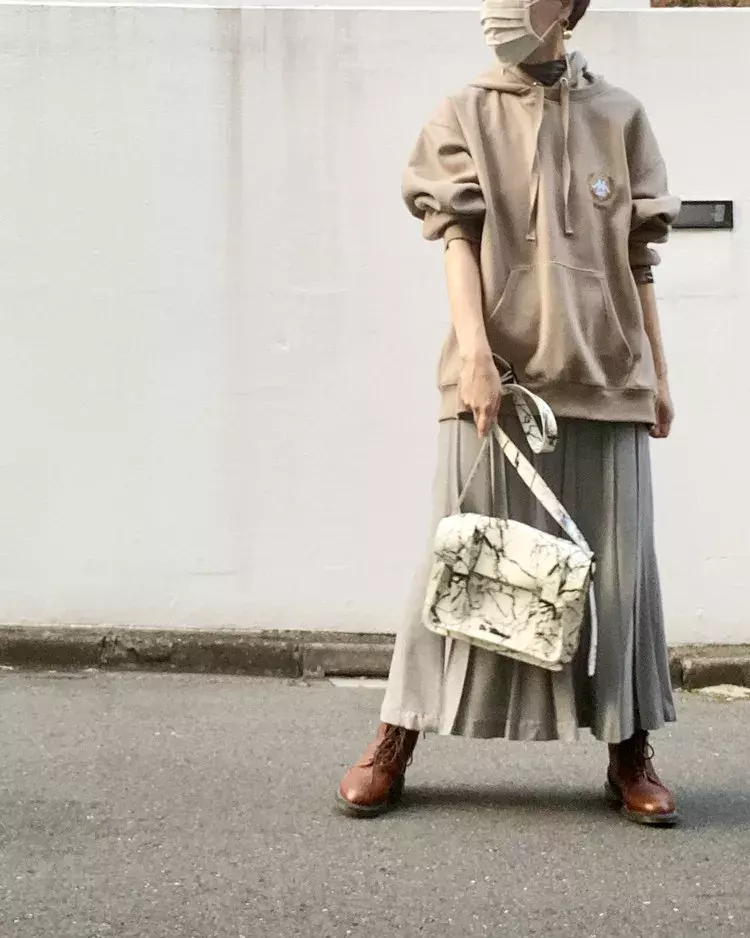 ジーユー Gu カッパ Kappa 買ってよかった超人気傑作コラボワンピース パーカ アウター秋の大人カジュアルコーデ3選 ローリエプレス ジーユー Gu カッパ Kappa 買ってよかった超人気傑作コラボワンピース パーカ アウター秋の大人カジュアルコーデ3選 ローリエプレス