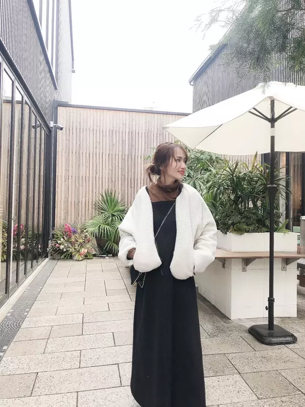 Uniqloメンズ 2色買いニットon Offコーデ ローリエプレス