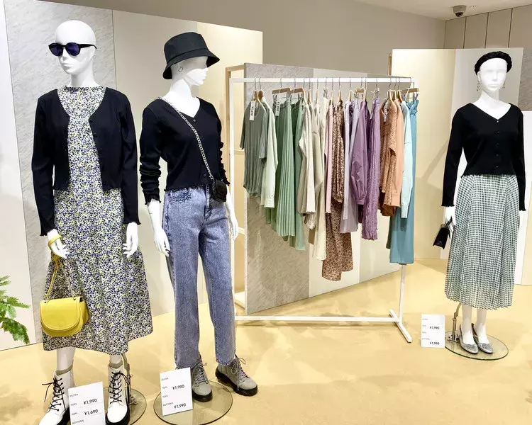 ジーユー Gu 大人のための21春夏新作8大ニュースを展示会情報からまとめ読み ワンピース シェフパンツ マスク コスメなど人気商品続々登場 ローリエプレス