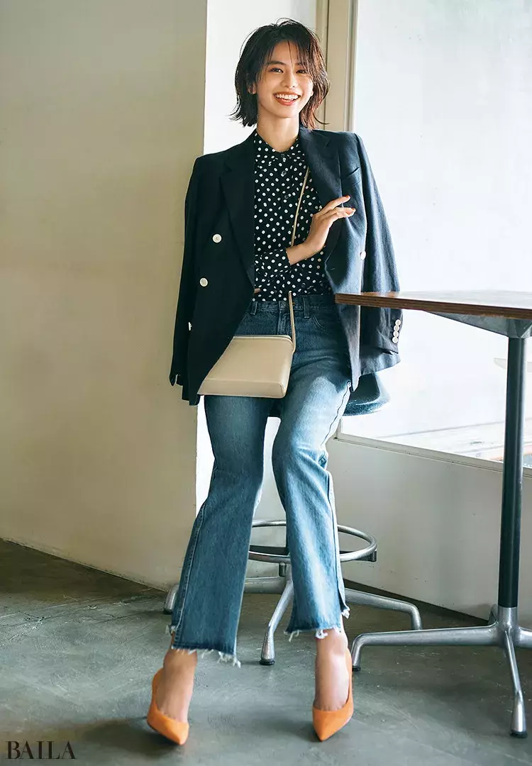 冬から春のデニムコーデ1 30代に似合う最新美脚見えブルーデニム6選 ローリエプレス