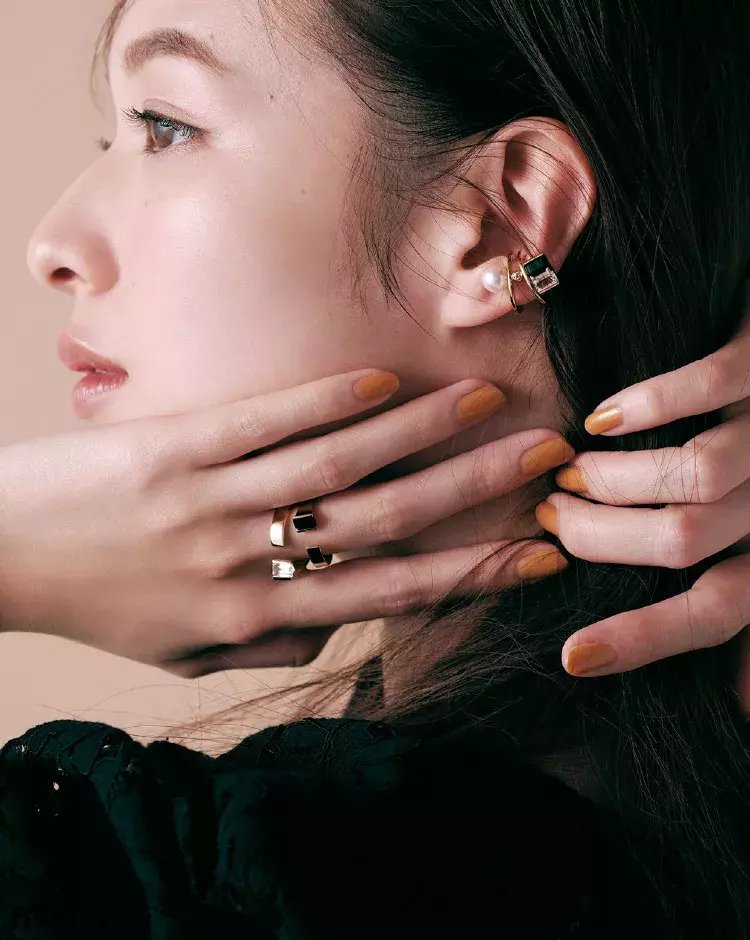 30代のときめくジュエリーまとめ トレンドのリング イヤカフ ネックレス19選 ローリエプレス