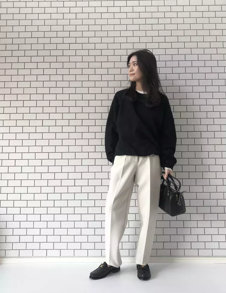 Zara ザラ のハイウエストパンツ 4 990を30代小柄ファッションエディターが本気レポート 着回し 身長150cmエディターchiaki ローリエプレス
