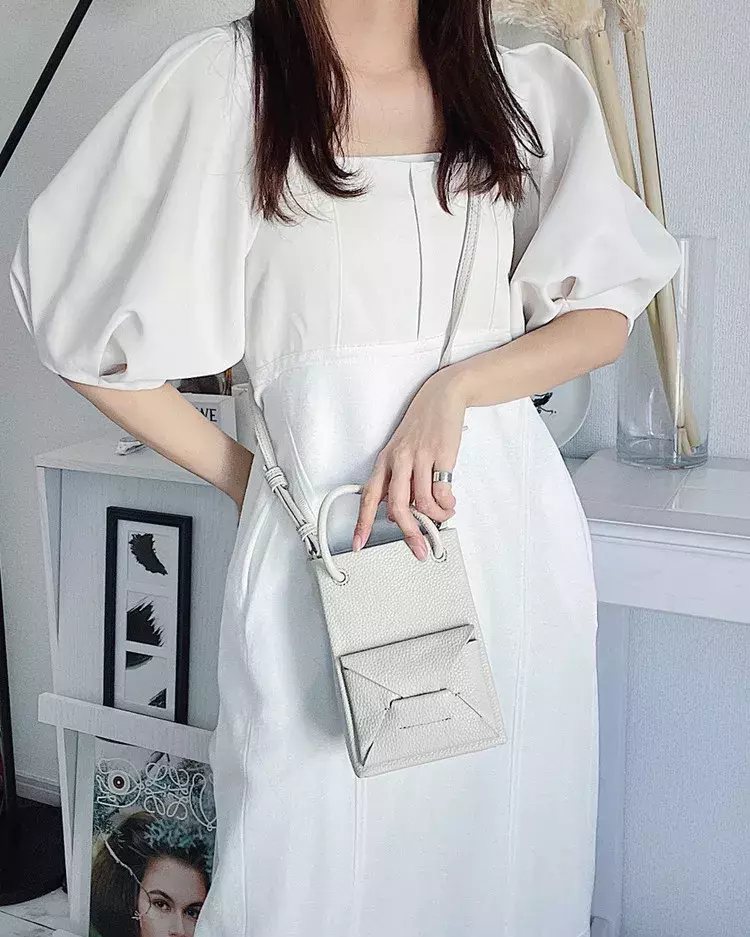 新作 Styling スタイリング の春ワンピース ローリエプレス